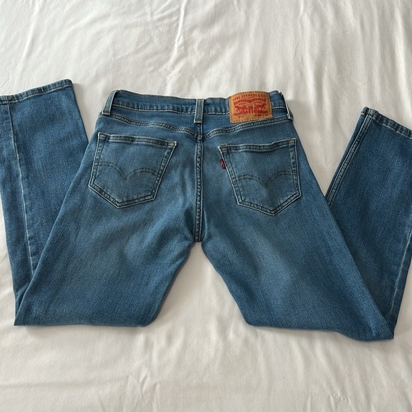 Levi’s 511 Straight Leg Jeans - Picture 2 of 6